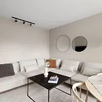 Modern In Apartamento *
