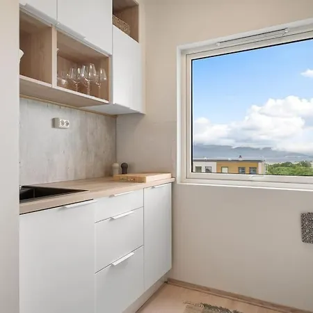 アパート Modern In *